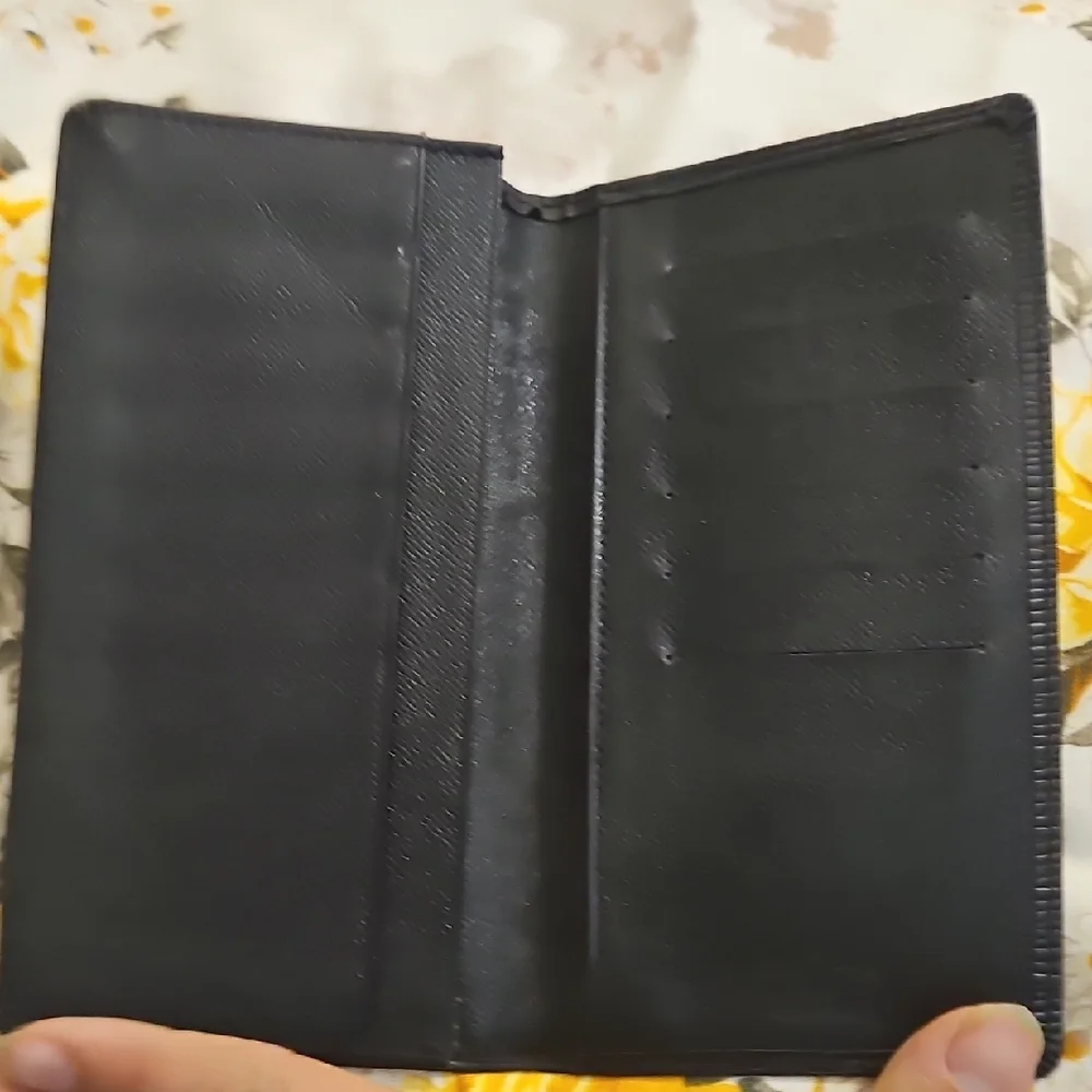 Lv Sleek Black Phone Case for Men